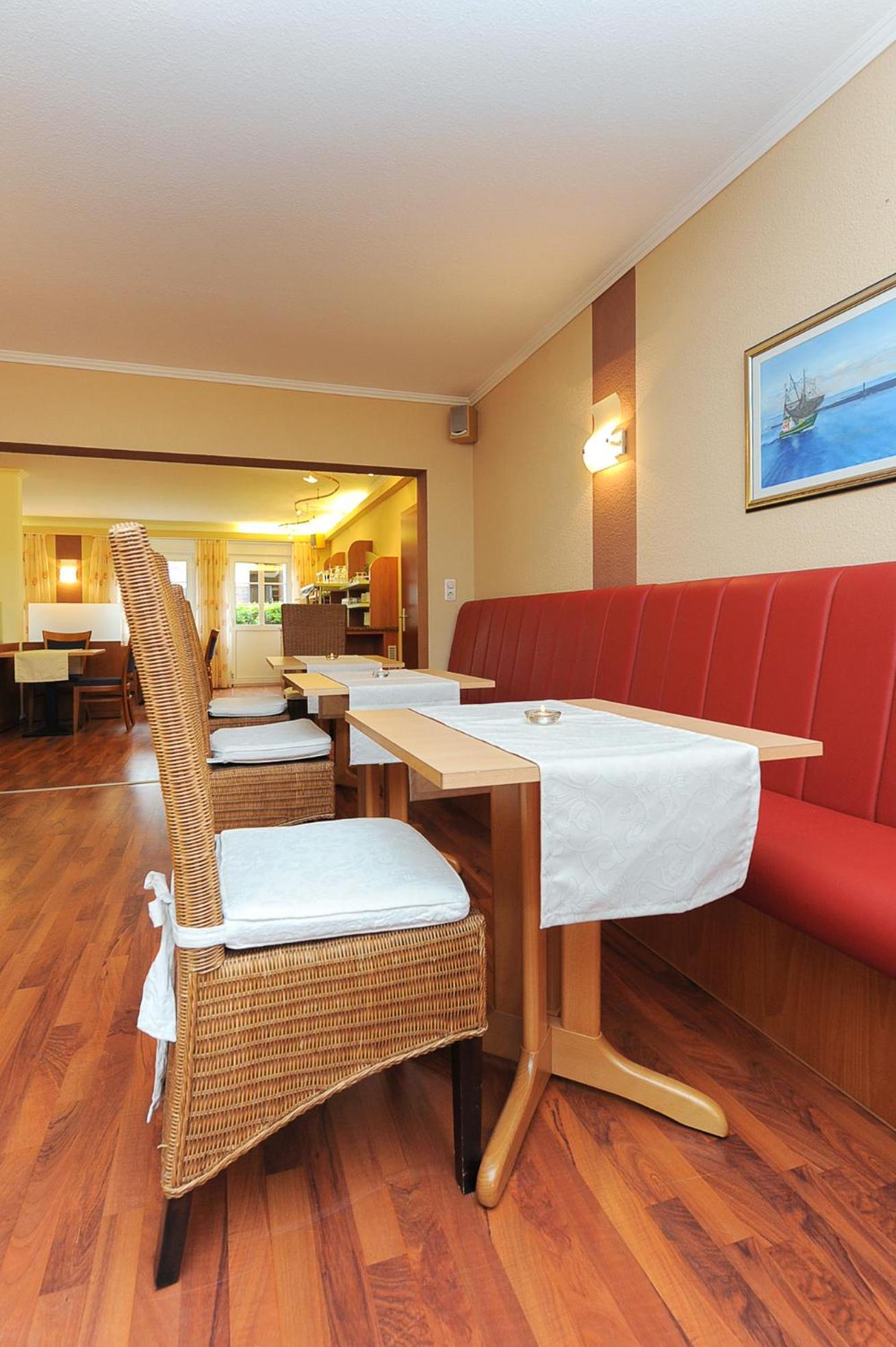 Hotel Garni Benser Watt Бензерзиль Экстерьер фото