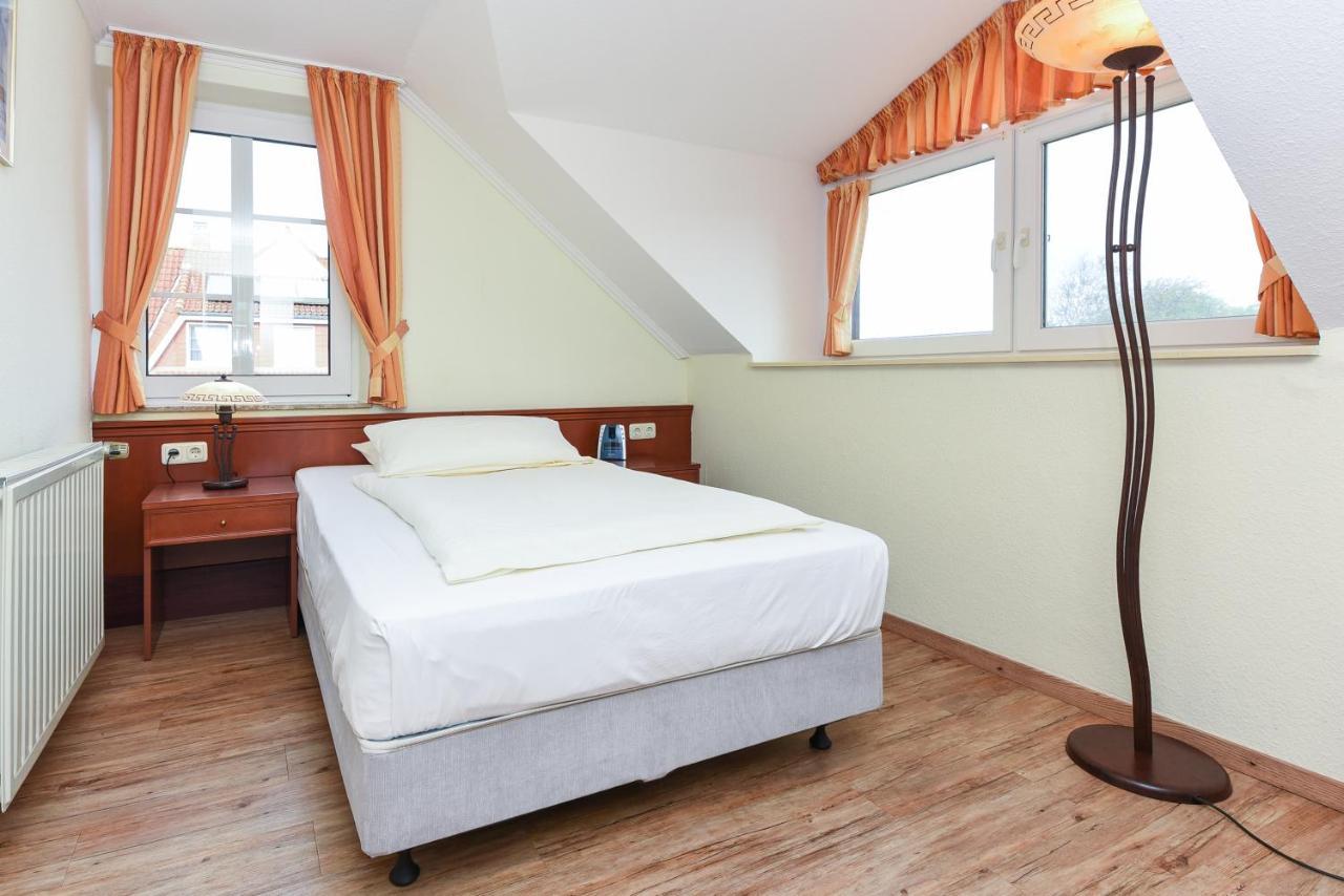 Hotel Garni Benser Watt Бензерзиль Экстерьер фото